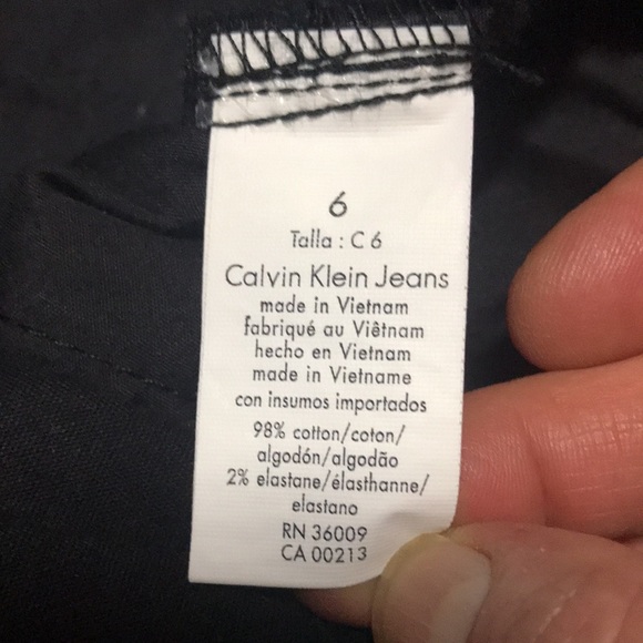 Calvin Klein Jeans black crop pants size 6 - Picture 9 of 9